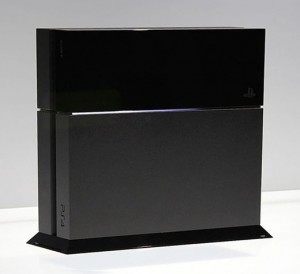 PlayStation_4_vertical-300×274-1